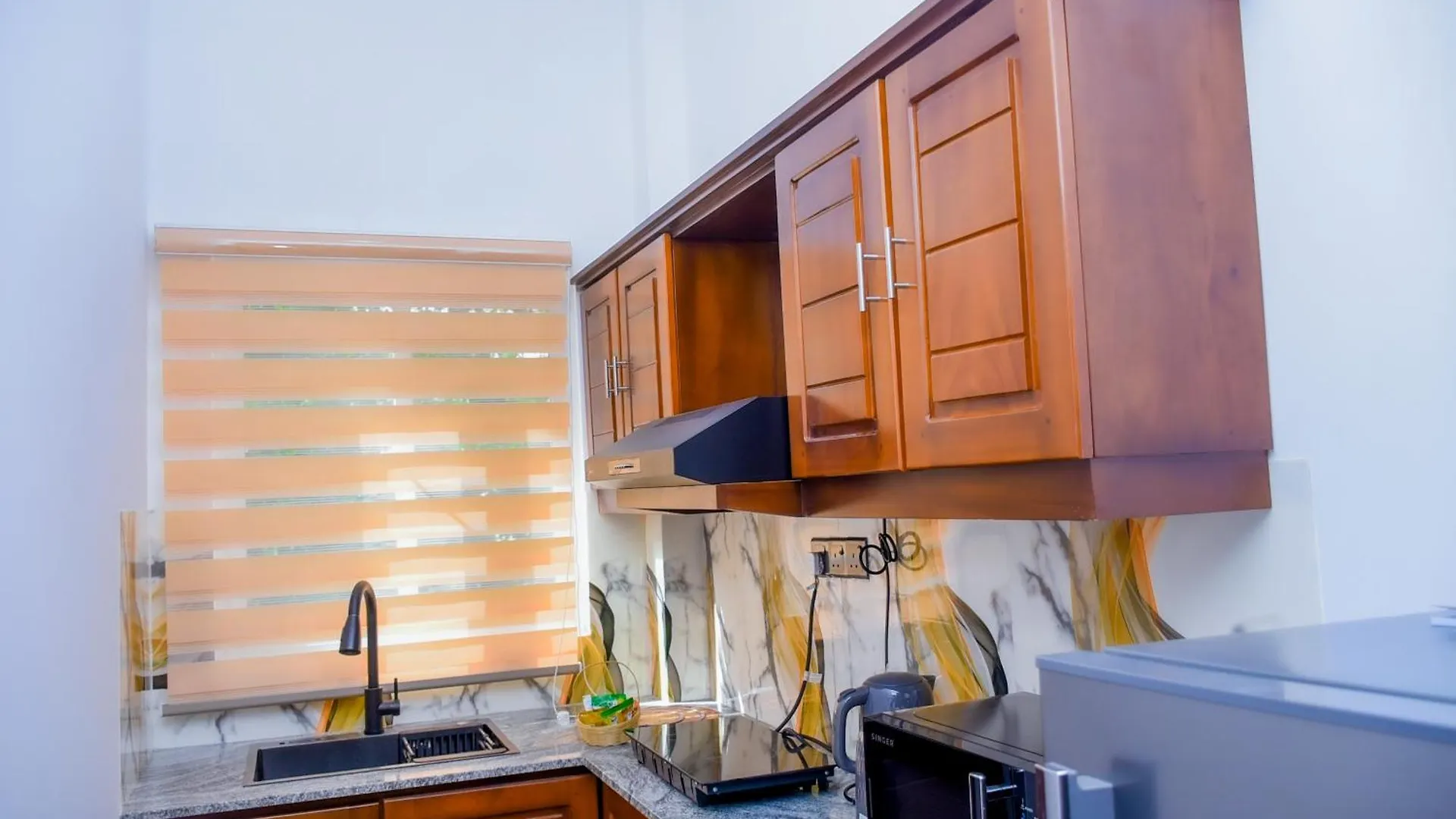 Lourdes Inn Negombo Aparthotel
